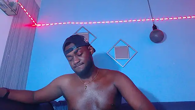 Chatroom XXX en direct de eebony_stallion