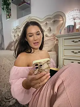 HotXMom_ Obrolan Langsung XXX