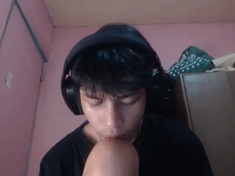 Kyoshi_19 live XXX chat