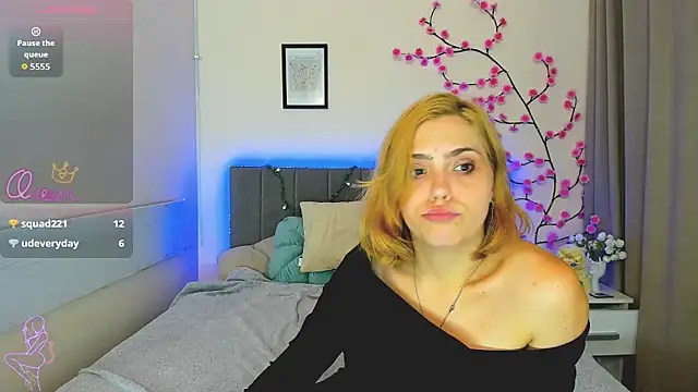 DellaRows Chat XXX live