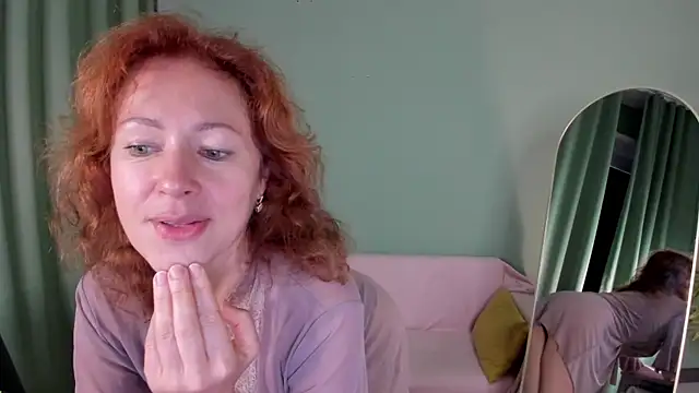 LeticiaRomano: απευθείας συνομιλία ΧΧΧ