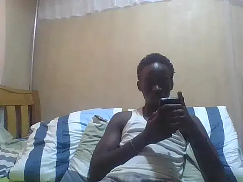 myles_erqt XXX чат на  живо