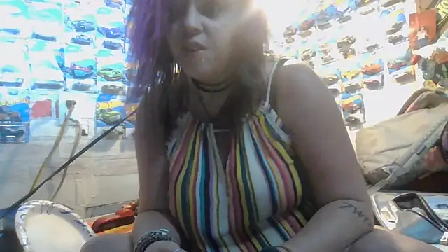 TWiSTYTheTwizted's Live XXX Chat