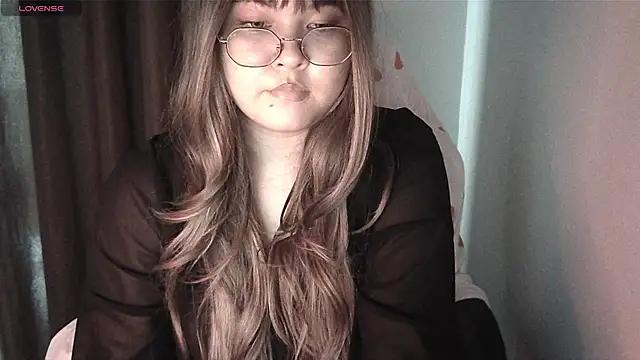 Chatroom XXX en direct de Mireviass