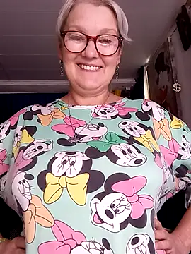 irinamaux's Live XXX Chat