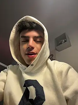 aronnhidden Live XXX-chat
