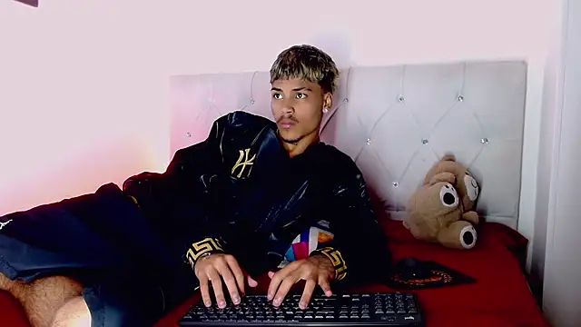 Chat XXX ao vivo de Angel_foxc13