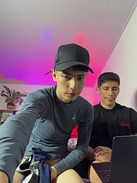 SantiLux_ 라이브 XXX 채팅