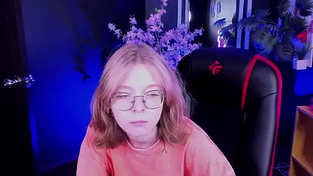 FoxxyyPolly's Live XXX Chat
