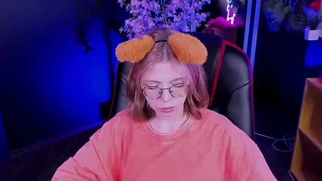 FoxxyyPolly's Live XXX Chat
