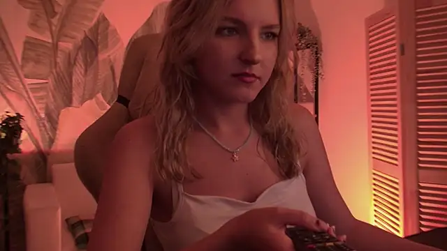 Онлайн чат XXX ViolaMore