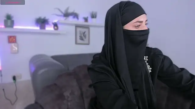 salma_arabicc: απευθείας συνομιλία ΧΧΧ
