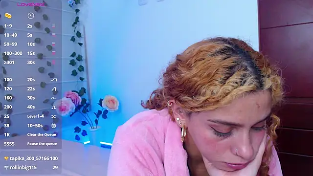 دردشة Sarabubbie الجنسية المباشرة