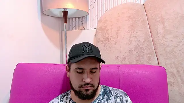 Chat XXX ao vivo de rocockdaddy