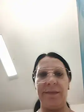 SugarDiamonds XXX чат на живо