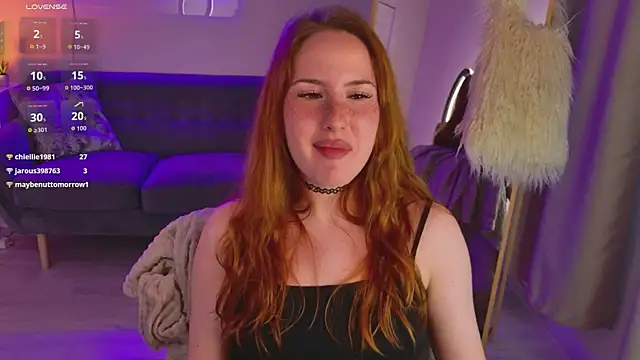 ChloeAster's Live XXX Chat