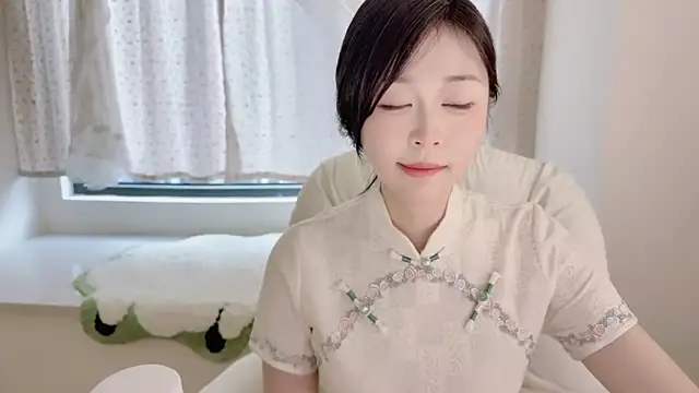 Onefiona 即時 XXX 聊天