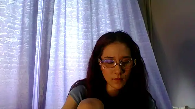 Chat XXX en directo de NickiKisinger