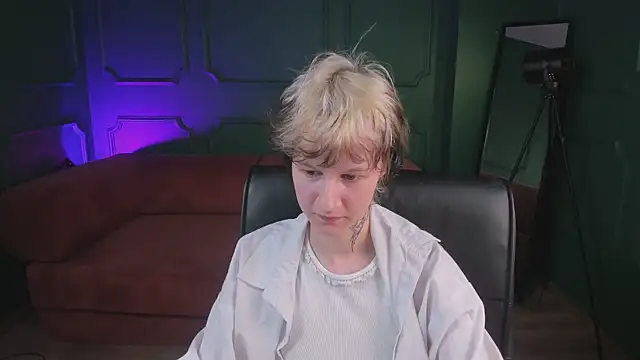Senpai_Sins' Live XXX Chat