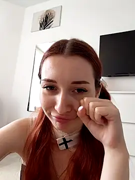 caressyourself Live XXX Chat