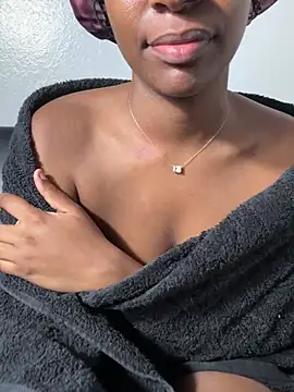 WetPinkRose's Live XXX Chat