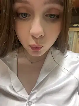 Chat XXX en directo de Lunabelle_