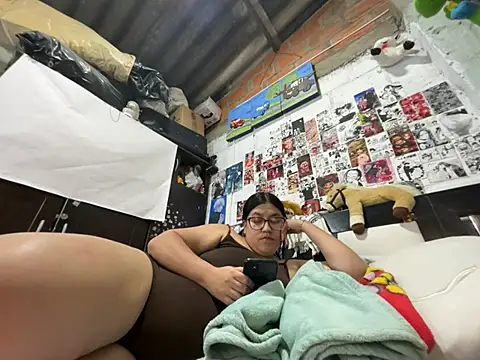 Chat +18 de violeta_818 ao vivo