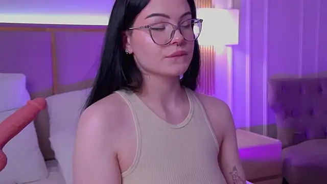 CindyMil's Live XXX Chat