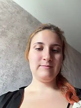 Chatroom XXX en direct de AdelRich