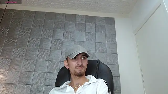 Chat +18 de MykeCastle ao vivo