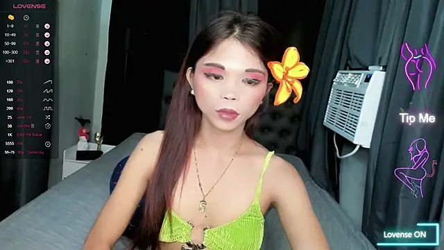 Chatroom XXX en direct de Valentina_lust