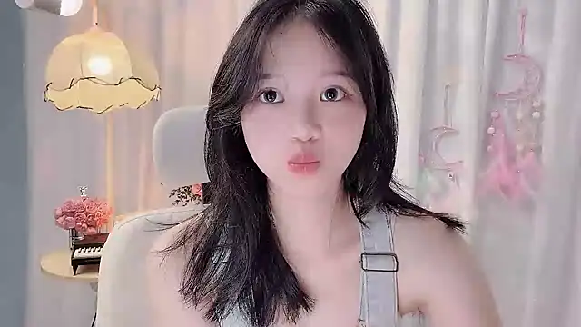 Chat +18 de Yanys521 ao vivo