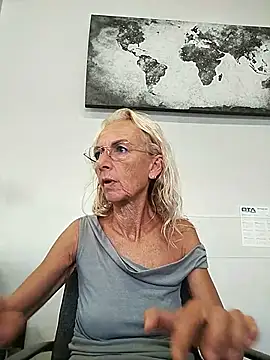 clarabell4's Live XXX Chat