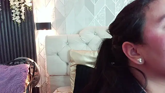 Chat +18 de rudyhlowes ao vivo