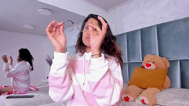 AmbarOnix Live XXX-chat