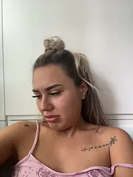 BarbieDoll13 라이브 XXX 채팅