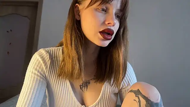 Show modela Al1ssa na web-kameri