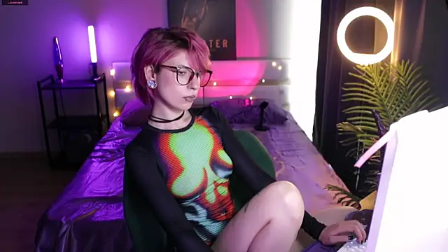 _Moonlight_t's Live XXX Chat
