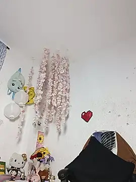 Kuutar 现场XXX聊天