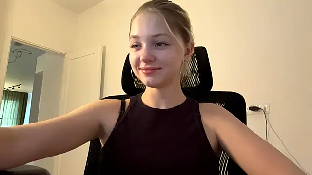 Chat +18 de EveryoneEve ao vivo