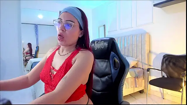 Chat +18 de allison_mc ao vivo