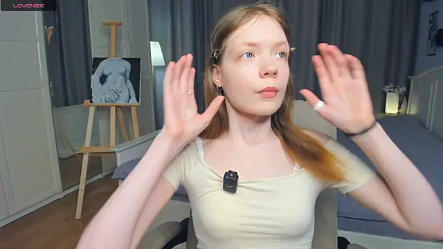 Chatroom XXX en direct de LavenderMitten