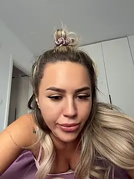 Chat XXX ao vivo de BarbieDoll13