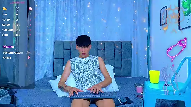 Živý XXX chat NicolasTorrez
