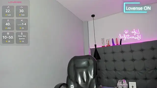 scarletcherry18 live XXX chat