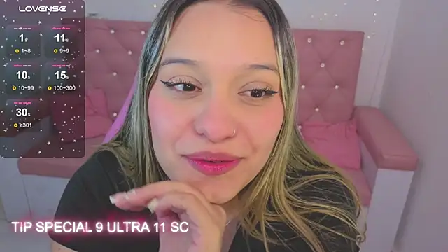 Paris09_v_'s Live XXX Chat