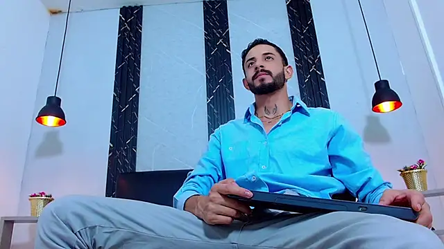Erick_Wall's Live XXX Chat