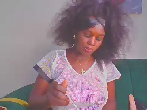 cutesmiling's Live XXX Chat