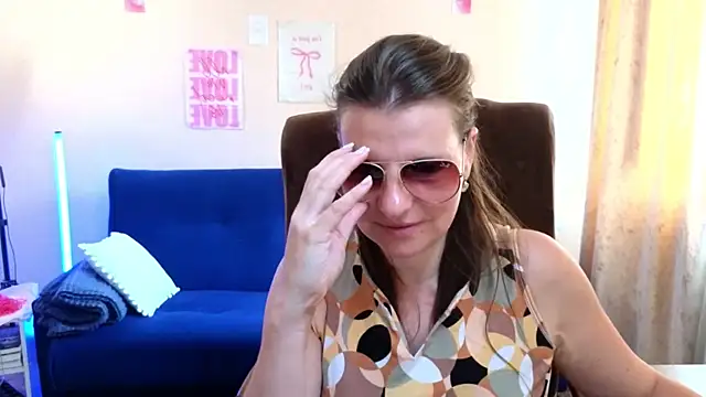 Mirabelle_Velvet live XXX chat