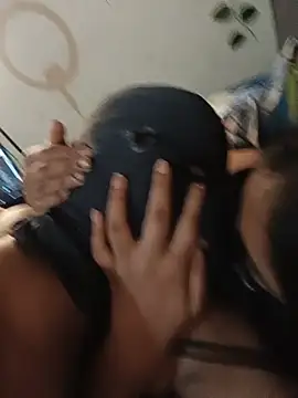 Czat XXX na żywo – Chut_Maro_fun_kro